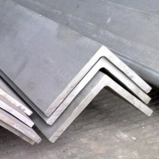 Уголок нержавеющий зеркальный равнополочный г/к 12Х18Н10Т 10х10х2 мм ГОСТ 8509-93